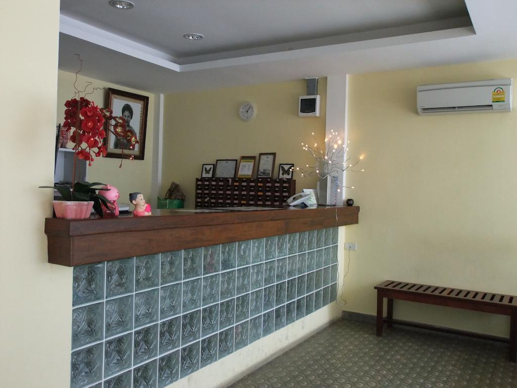 Sri Krungthep Hotel Bangkok Bagian luar foto