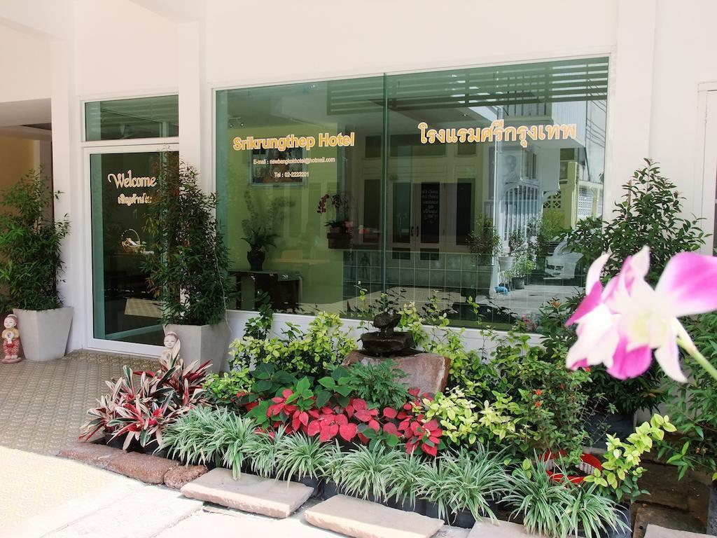 Sri Krungthep Hotel Bangkok Bagian luar foto